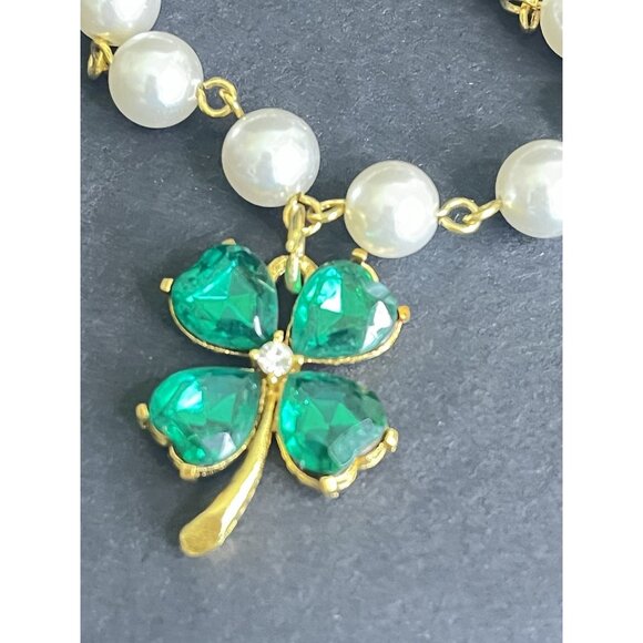 Vtg House Of Borvani Lucky Charm Bracelet 4 Leaf Clover Faux Pearls Green Glass - Picture 2 of 9